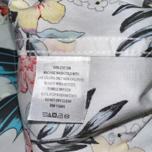 Batman Hawaiian Men’s Button Up Short Sleeve Shirt Floral Hawaiian Shirt Comics - Picture 6 of 7